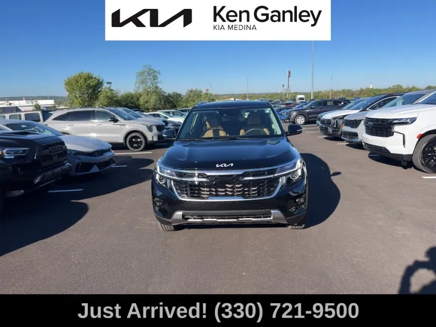 2024 Kia Seltos EX photo 1