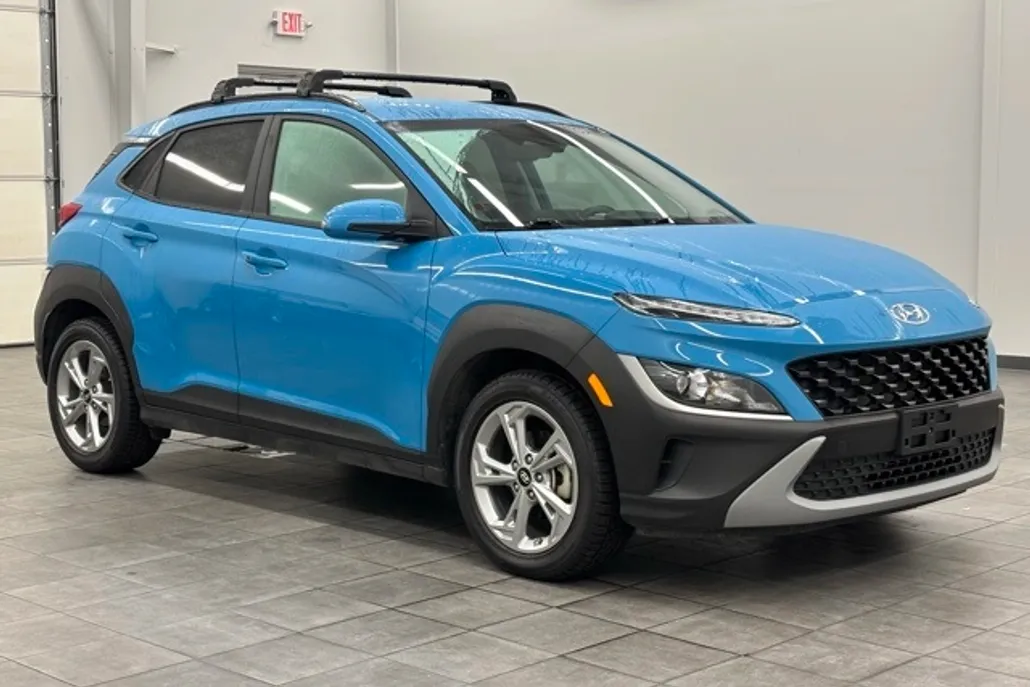 2023 Hyundai Kona SEL photo 1