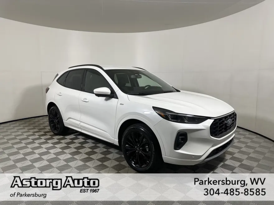 2025 Ford Escape ST-Line Elite photo 1