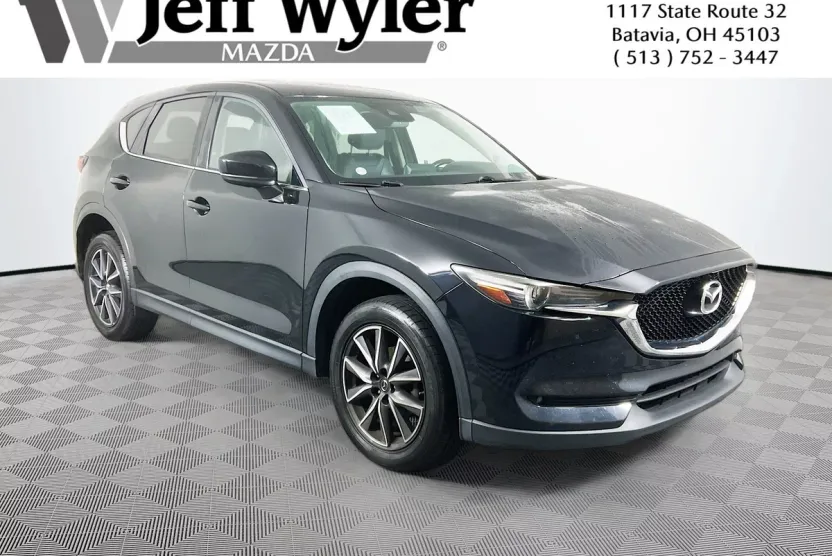 2017 Mazda CX-5 Grand Touring Select photo 1