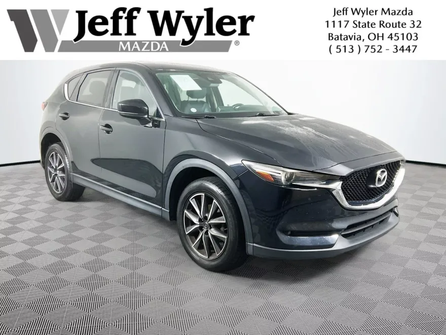 2017 Mazda CX-5 Grand Touring Select photo 1