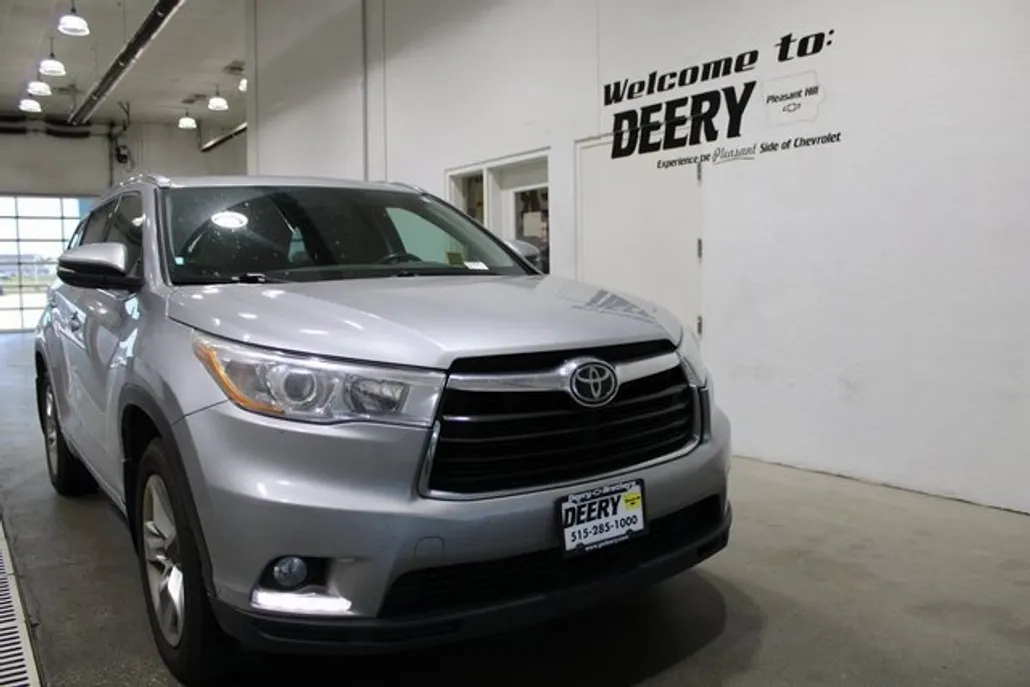 2016 Toyota Highlander Limited photo 1