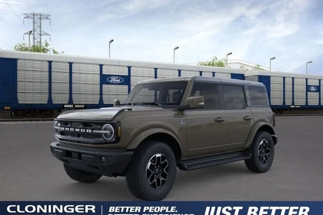2025 Ford Bronco Outer Banks photo 1