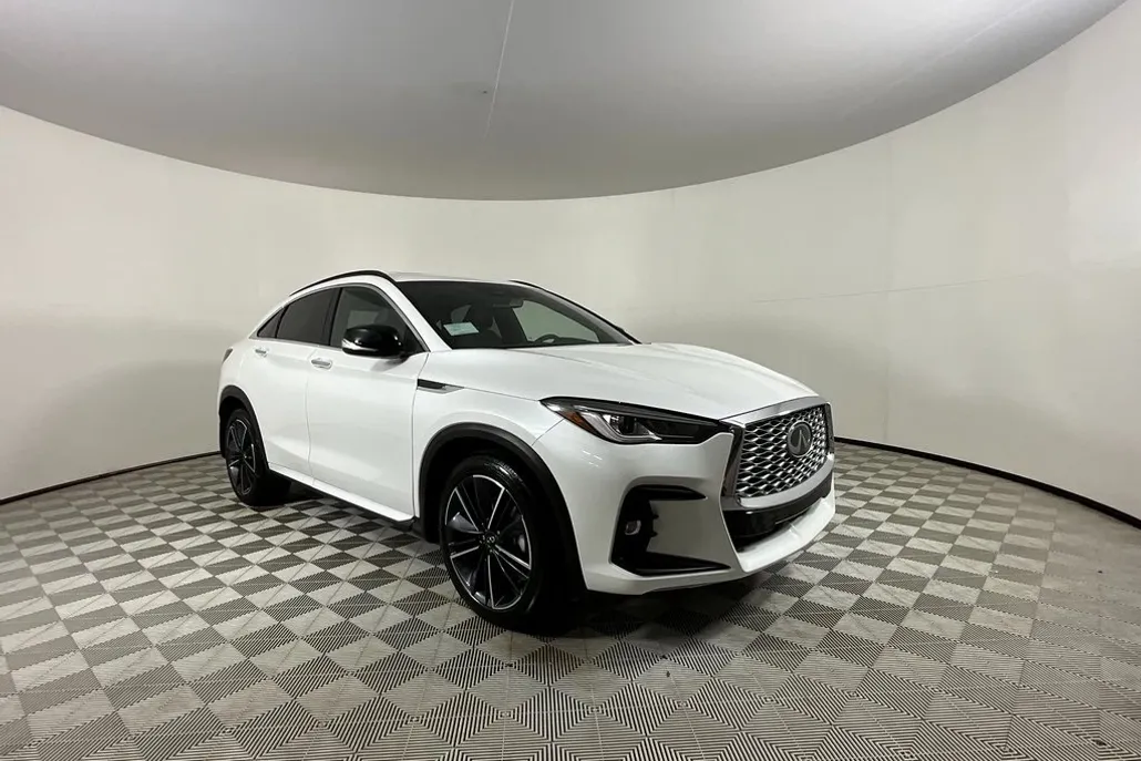 2025 Infiniti QX55 Luxe photo 1