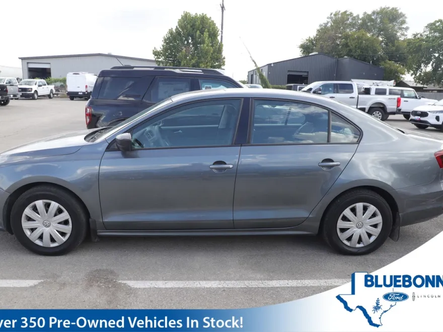 2016 Volkswagen Jetta S photo 1