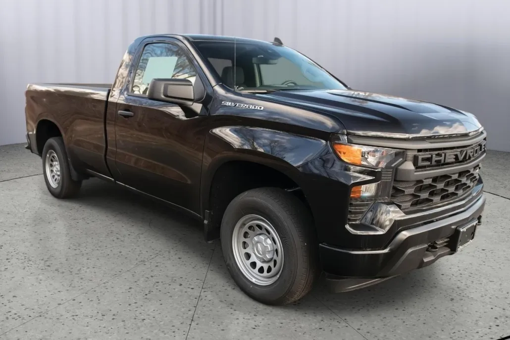 2025 Chevrolet Silverado 1500 photo 1