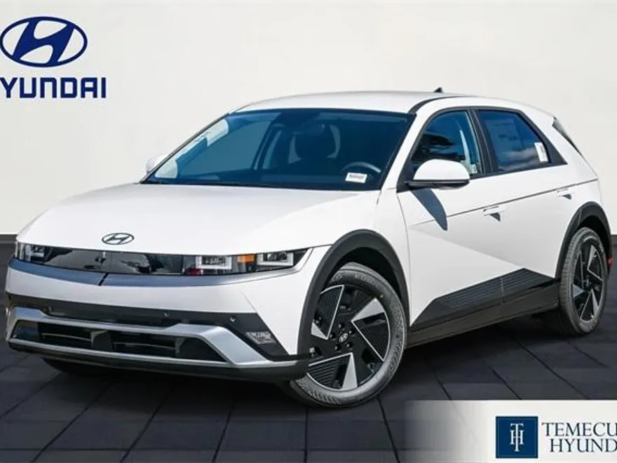 2025 Hyundai Ioniq 5 SE photo 1