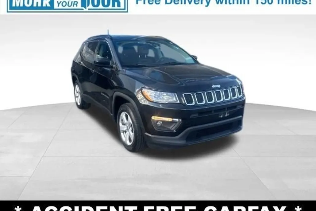 2017 Jeep Compass Latitude photo 1