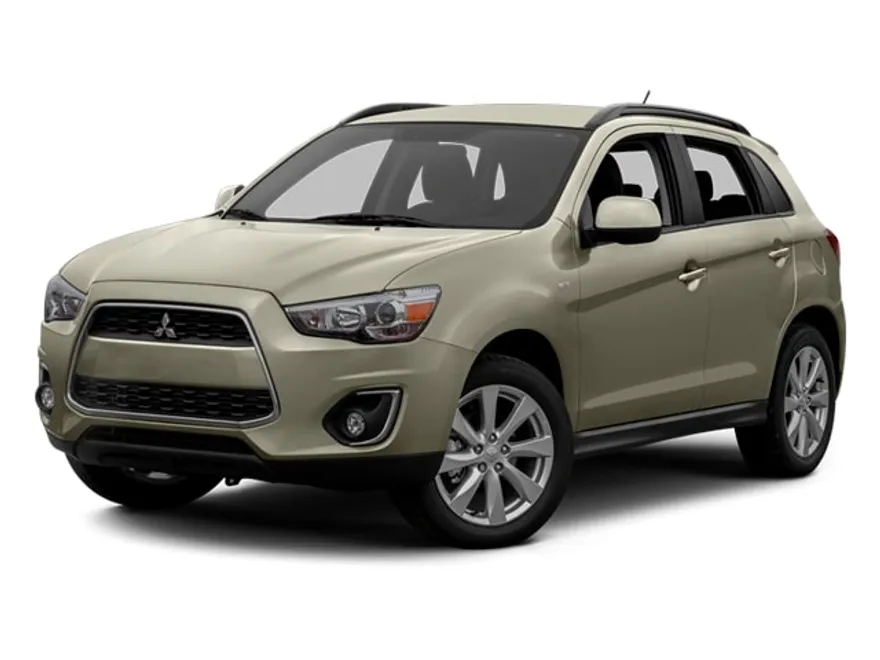 2013 Mitsubishi Outlander Sport SE photo 1