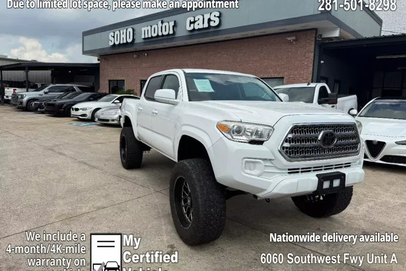 2019 Toyota Tacoma SR Double Cab photo 1