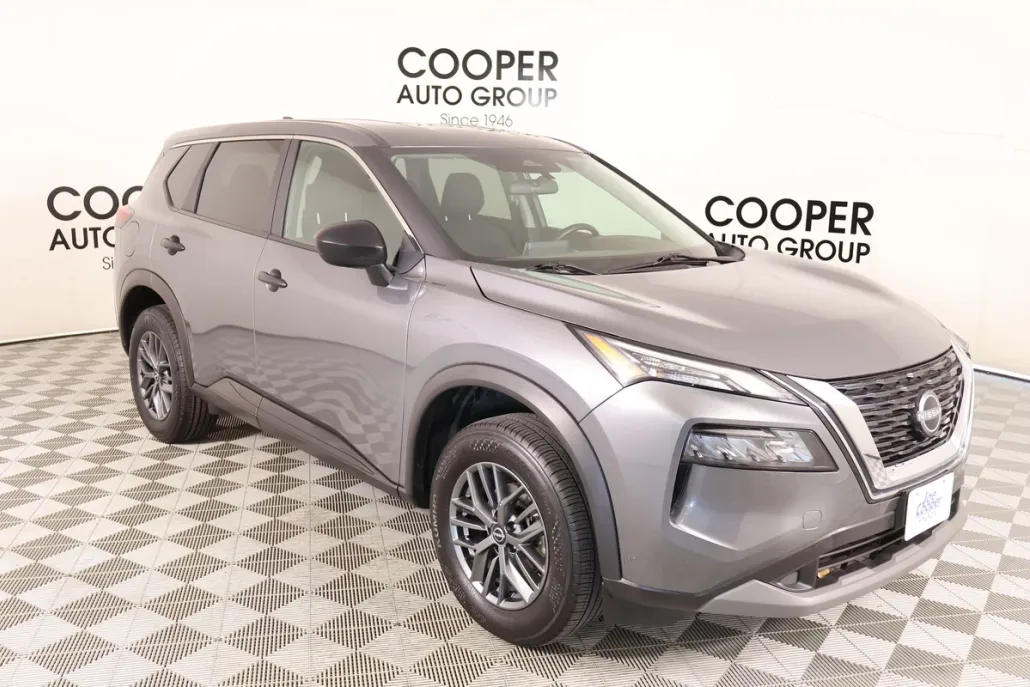 2023 Nissan Rogue S photo 1