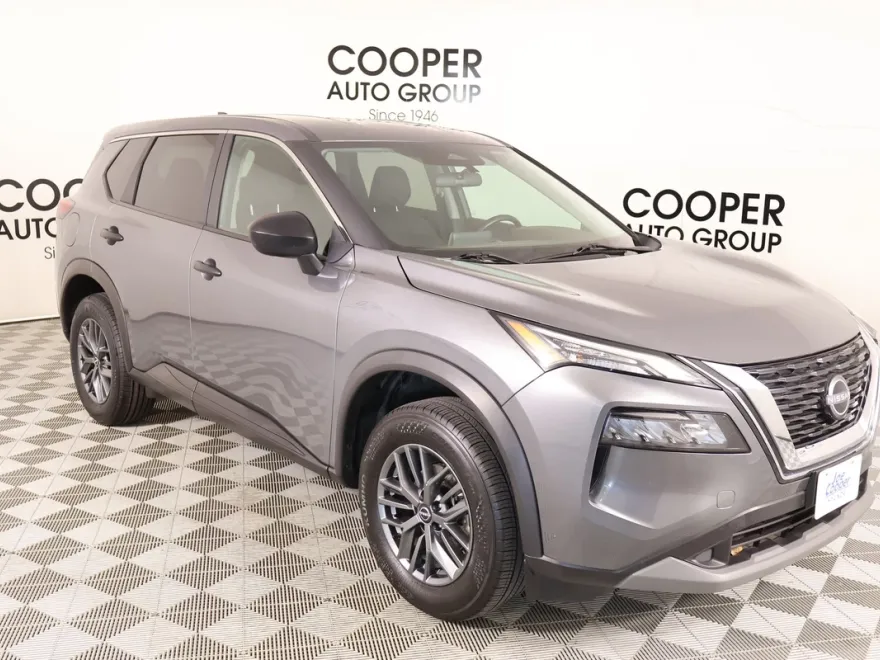 2023 Nissan Rogue S photo 1