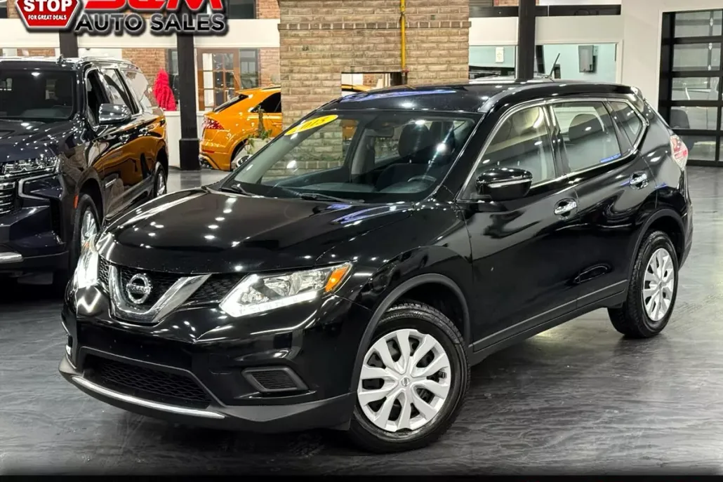 2015 Nissan Rogue S photo 1