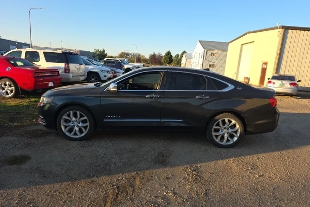 2014 Chevrolet Impala LTZ photo 1