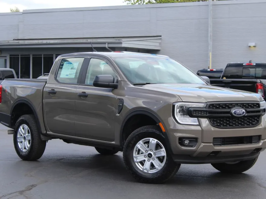 2025 Ford Ranger XL photo 1