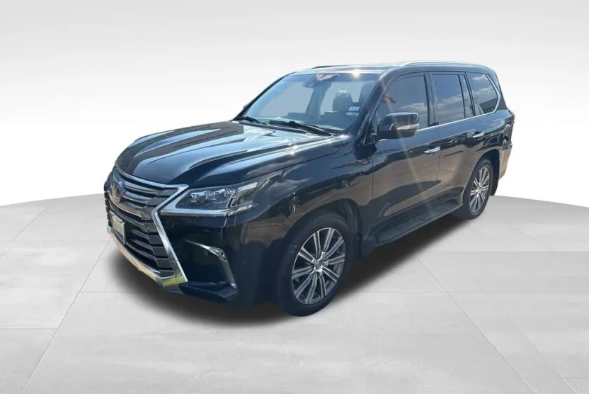 2017 Lexus LX 570 photo 1