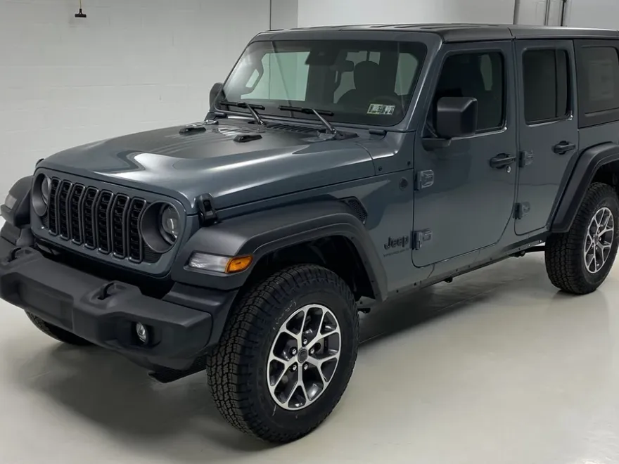 2025 Jeep Wrangler Sport photo 1