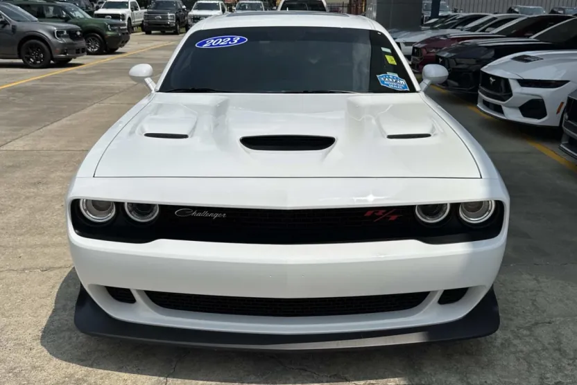 2023 Dodge Challenger R/T Scat Pack Widebody photo 1