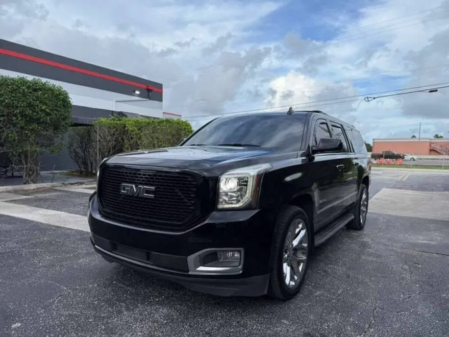 2016 Gmc Yukon XL Denali photo 1