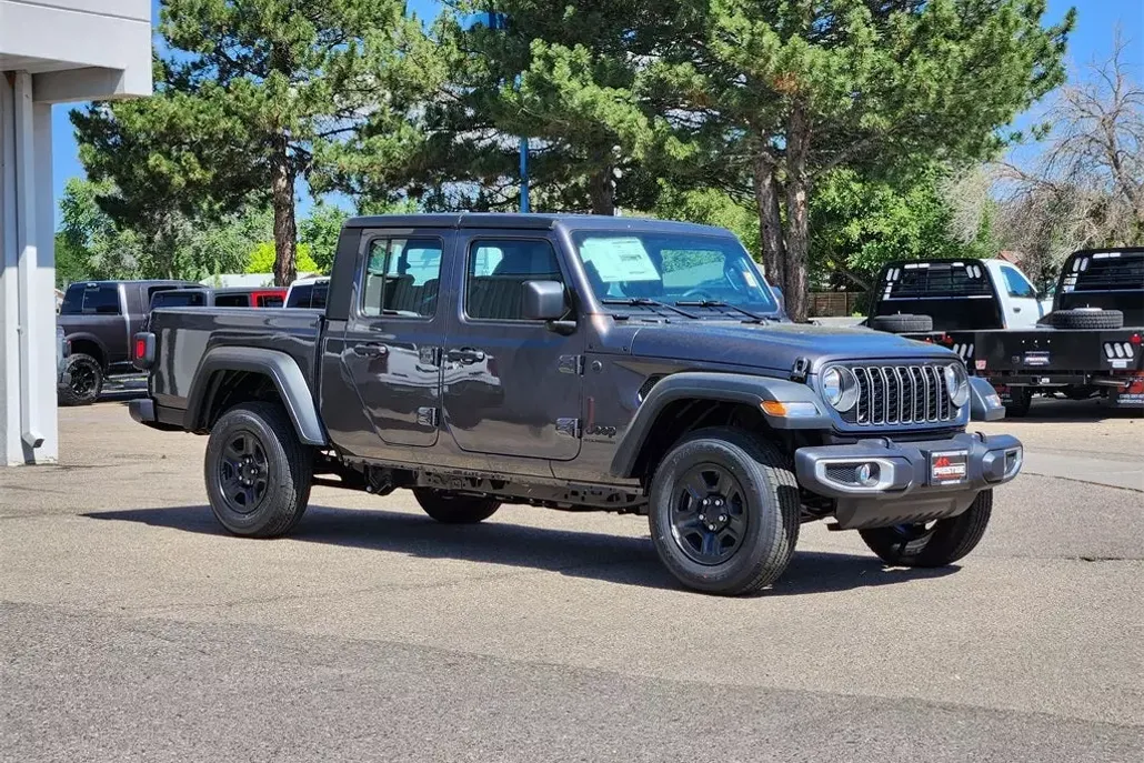 2025 Jeep Gladiator Sport photo 1