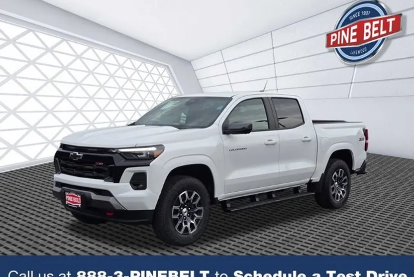 2025 Chevrolet Colorado Z71 photo 1