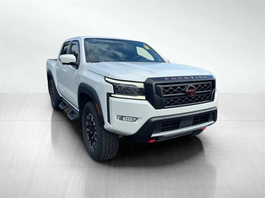 2023 Nissan Frontier PRO-4X photo 1