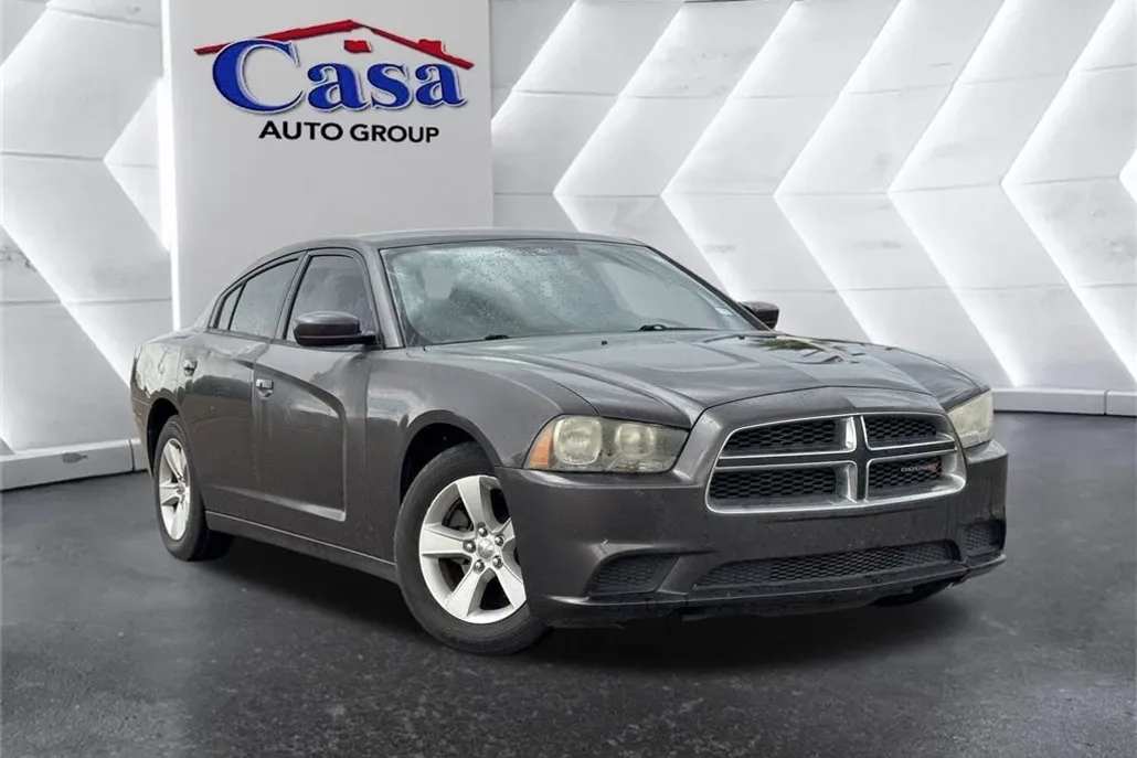 2013 Dodge Charger SE photo 1