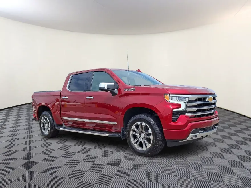 2024 Chevrolet Silverado 1500 High Country photo 1
