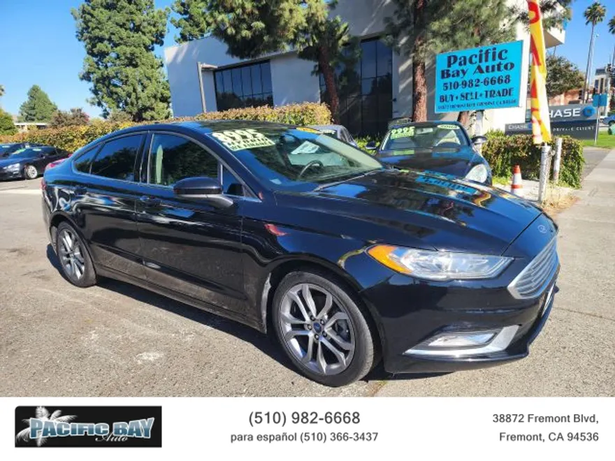2017 Ford Fusion SE Hybrid photo 1