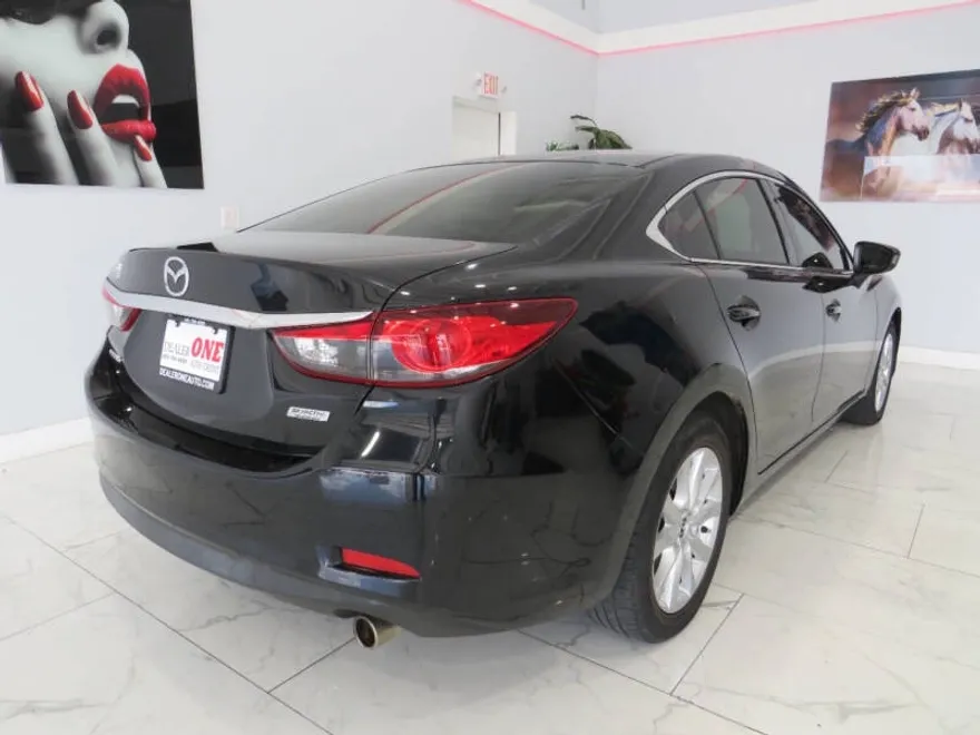 2016 Mazda Mazda6 i Sport photo 1