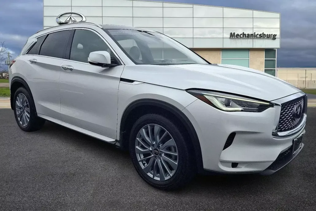 2024 Infiniti QX50 Luxe AWD photo 1