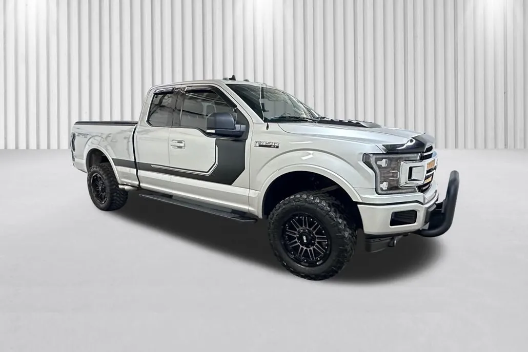 2019 Ford F-150 XLT photo 1