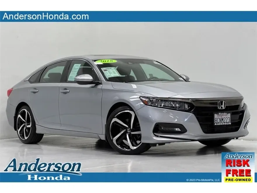 2018 Honda Accord Sport 2.0T photo 1