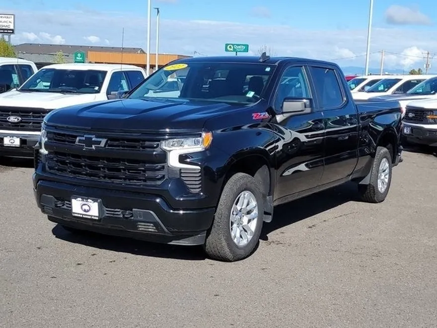 2022 Chevrolet Silverado 1500 RST photo 1