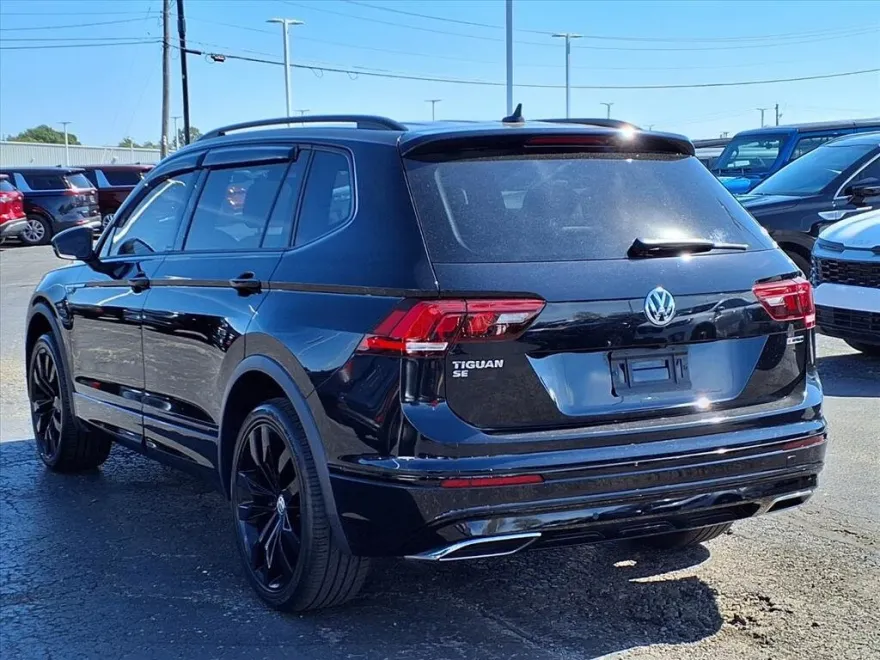 2021 Volkswagen Tiguan SE R-Line Black photo 1