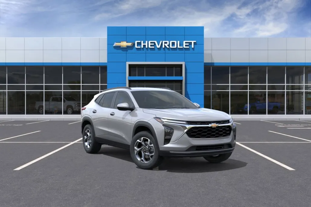 2025 Chevrolet Trax LT photo 1