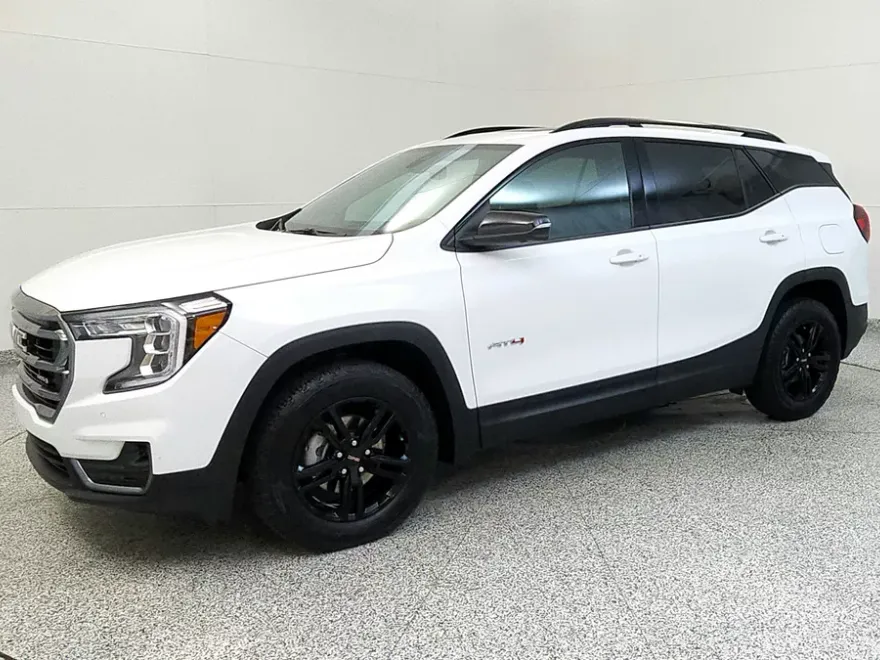 2024 Gmc Terrain AT4 photo 1