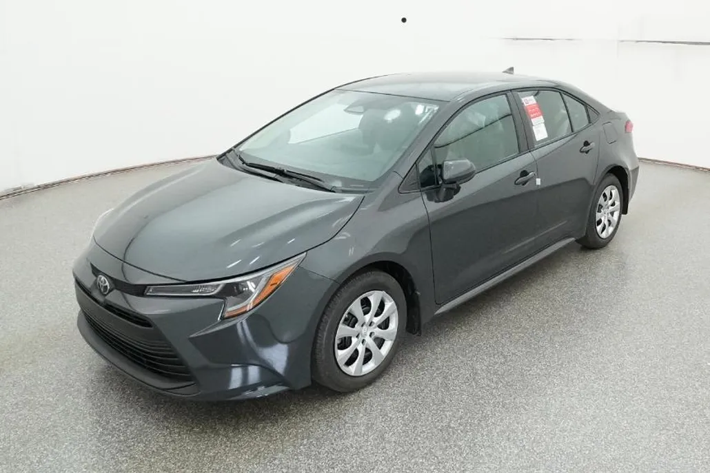2026 Toyota Corolla LE photo 1