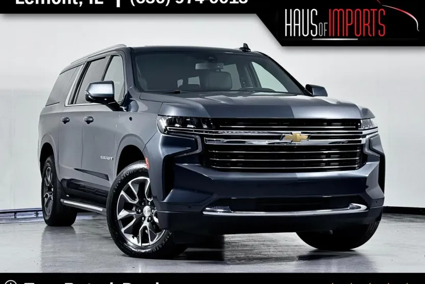 2021 Chevrolet Suburban LT photo 1