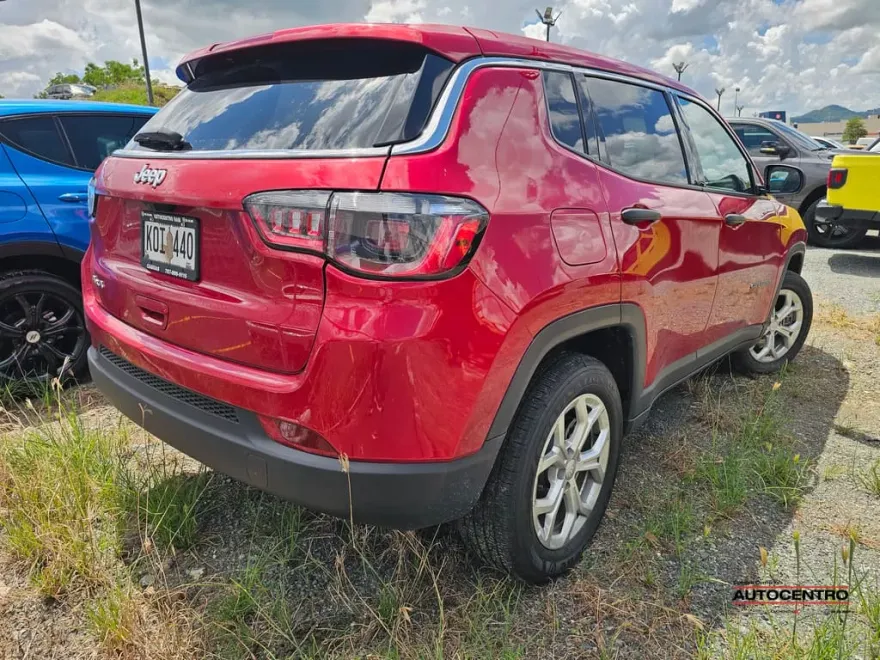 2024 Jeep Compass Sport photo 1