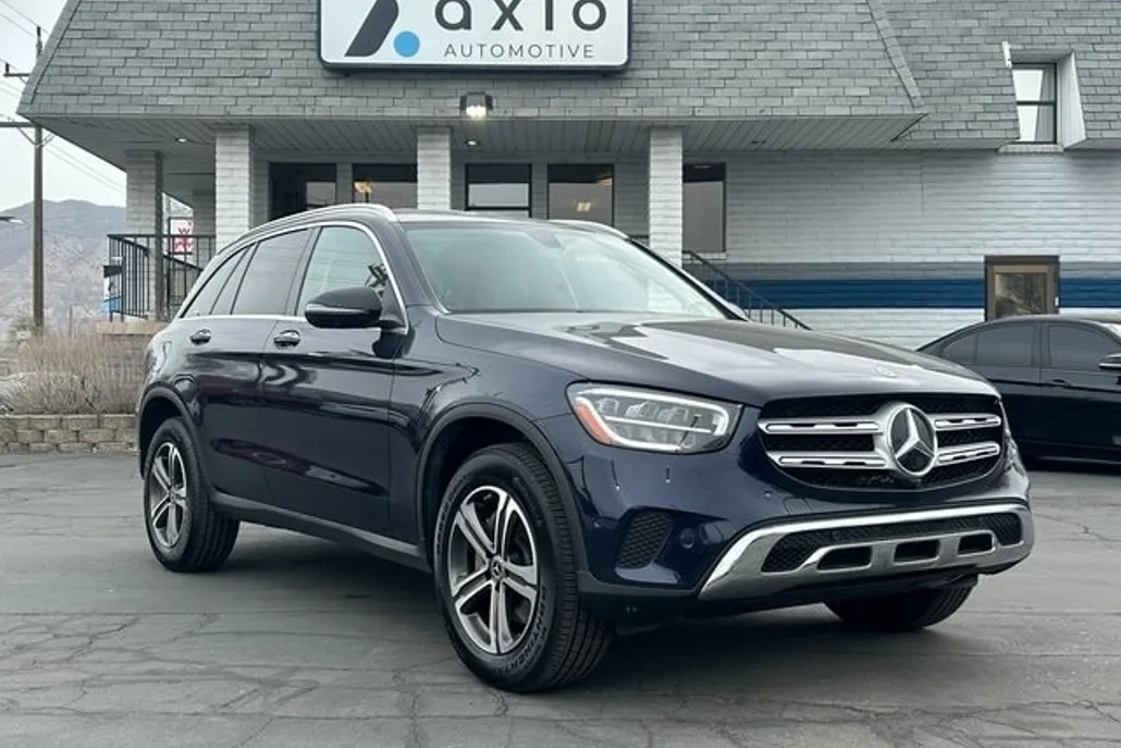 2021 Mercedes Benz GLC 300 photo 1