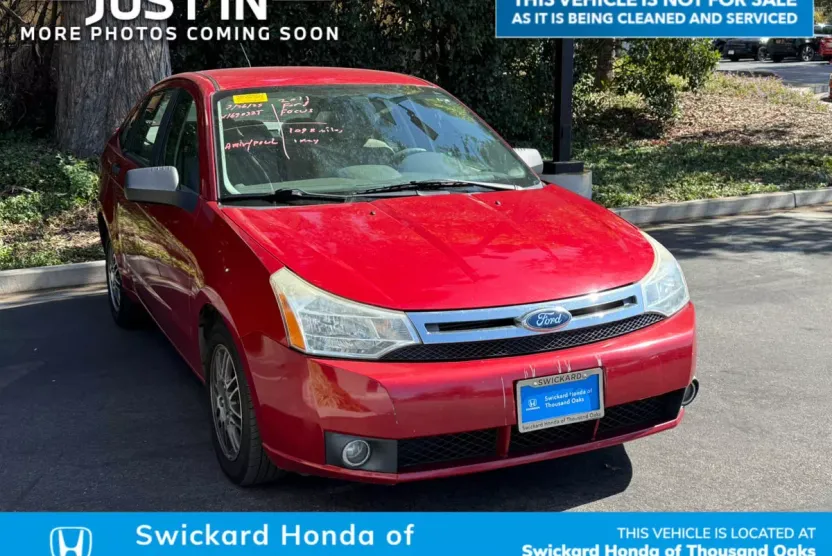 2011 Ford Focus SE photo 1