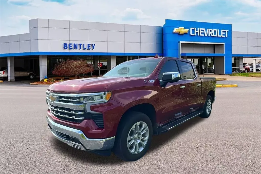 2023 Chevrolet Silverado 1500 LTZ photo 1