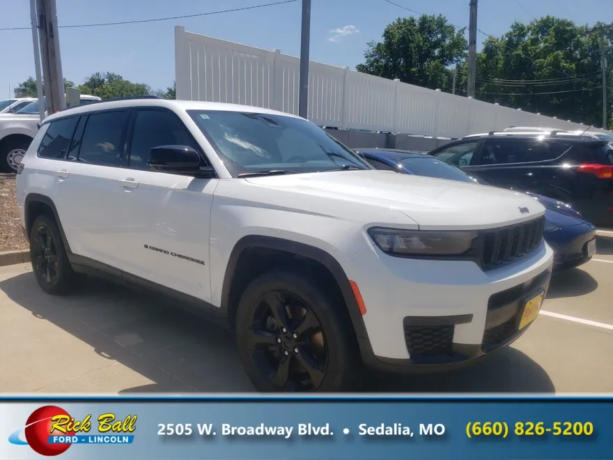 2021 Jeep Grand Cherokee Altitude photo 1