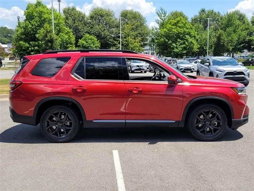 2025 Honda Pilot Touring photo 1