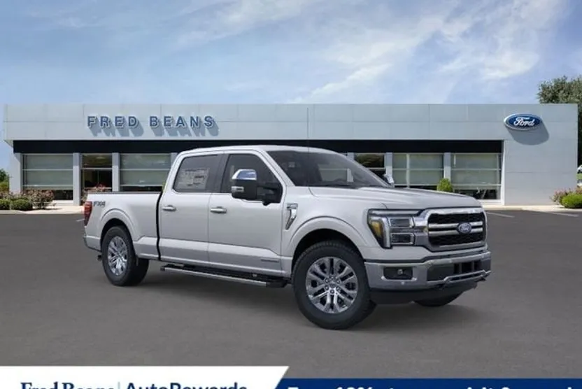 2025 Ford F-150 Lariat photo 1
