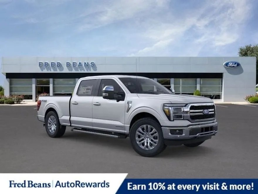 2025 Ford F-150 Lariat photo 1