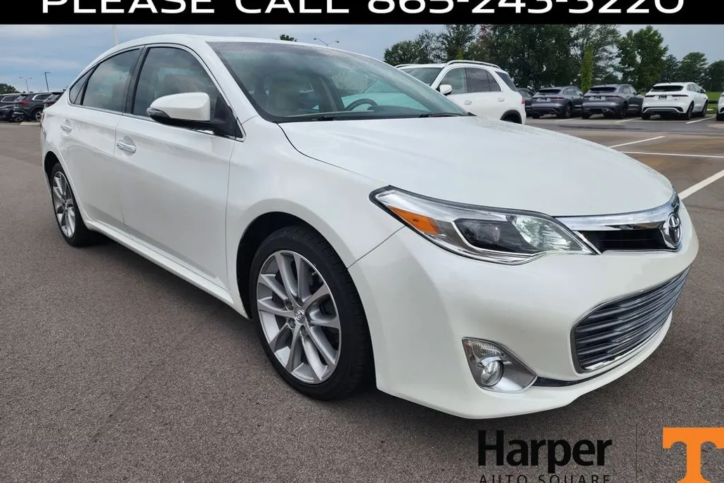 2015 Toyota Avalon XLE Touring photo 1