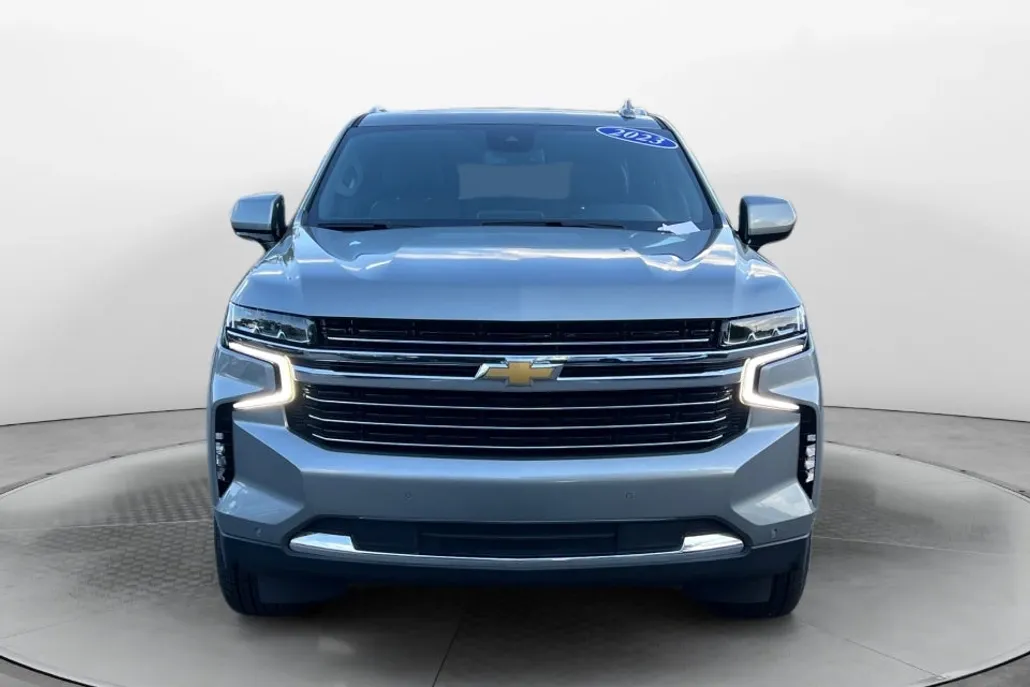 2023 Chevrolet Tahoe LT photo 1