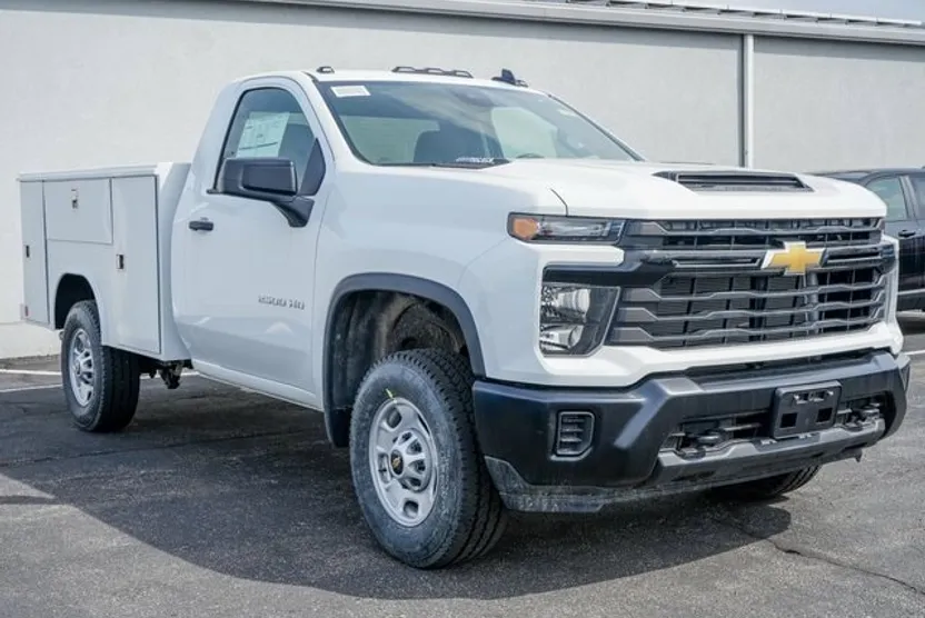 2025 Chevrolet Silverado 2500HD photo 1